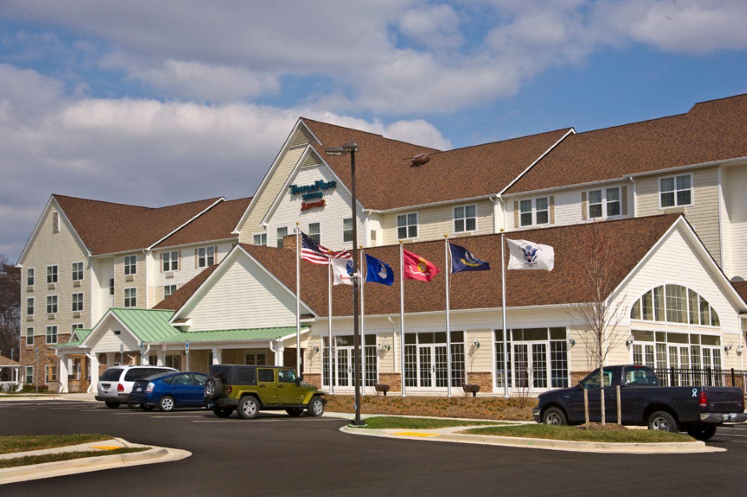 Towneplace Suites By Marriott Clinton At Joint Base Andrews Exterior foto
